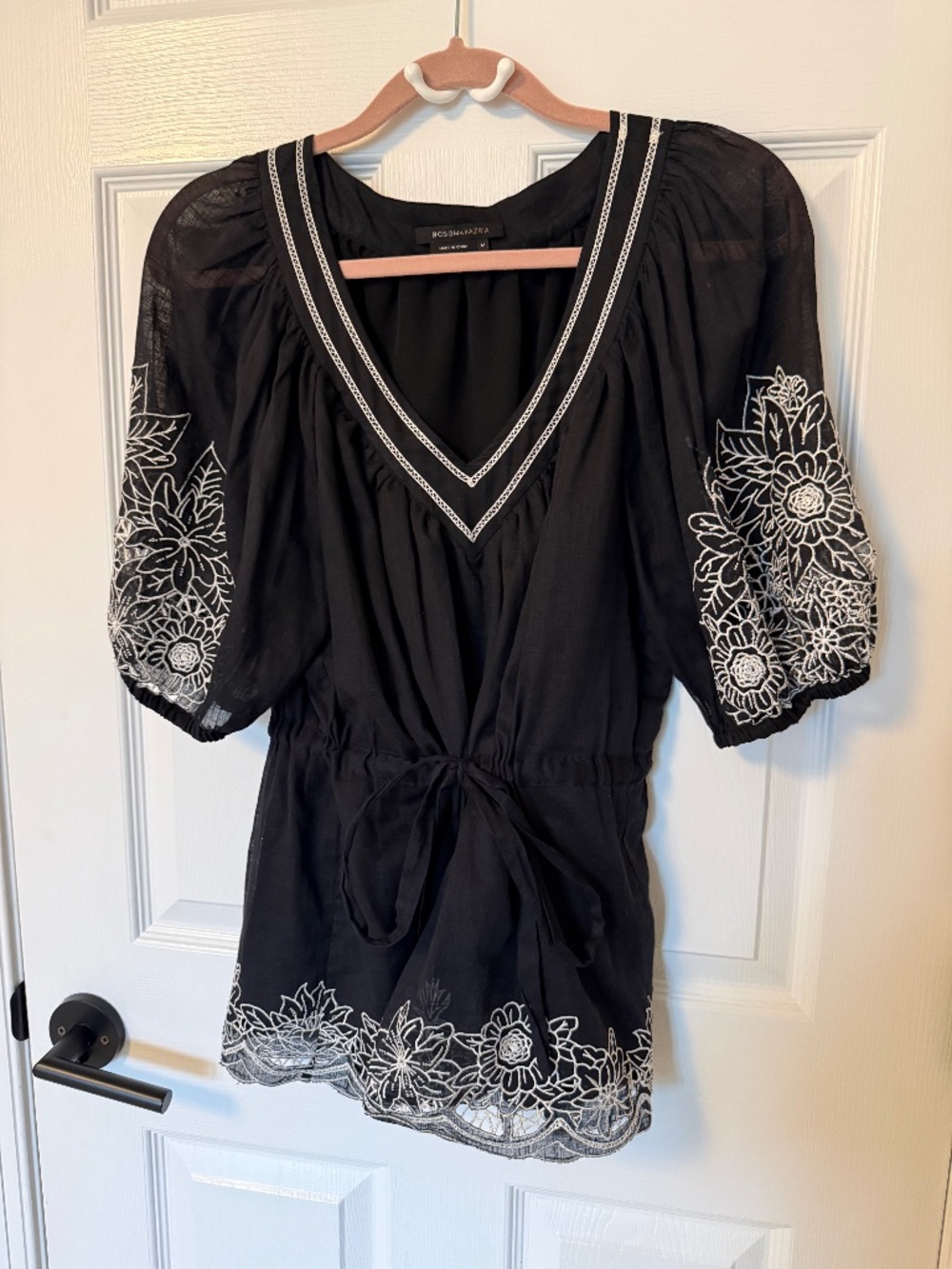 BCBG Max AZRIA Black Embroidered Floral Blouse Top Medium